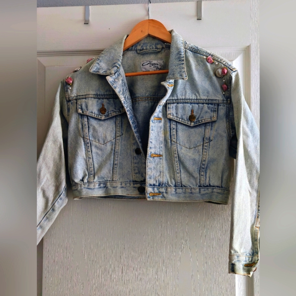 Chic Light Blue Denim Jacket with Floral Accents